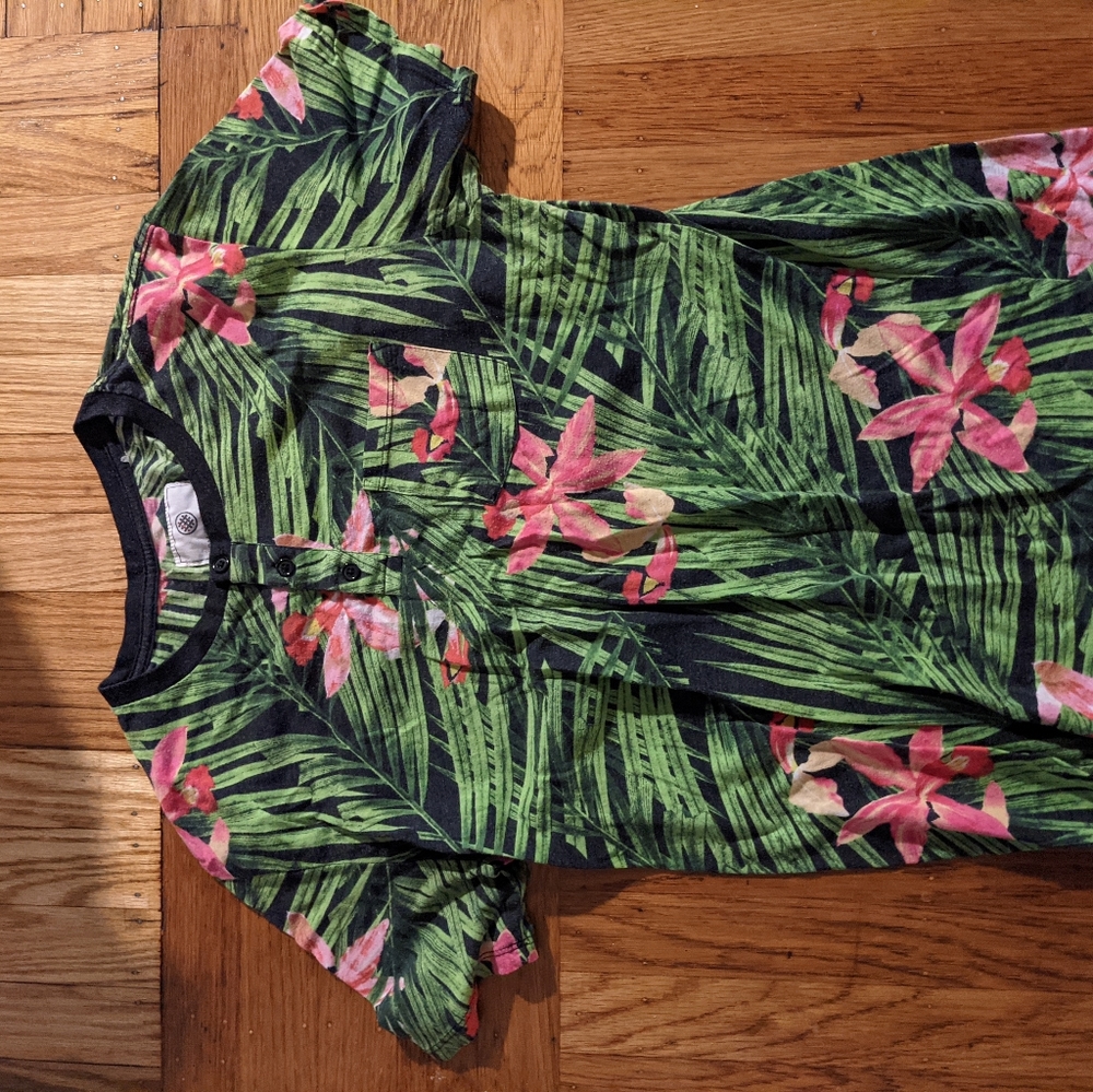 Island vibes light t shirt
